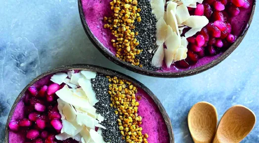 Pinke Smoothie-Bowl